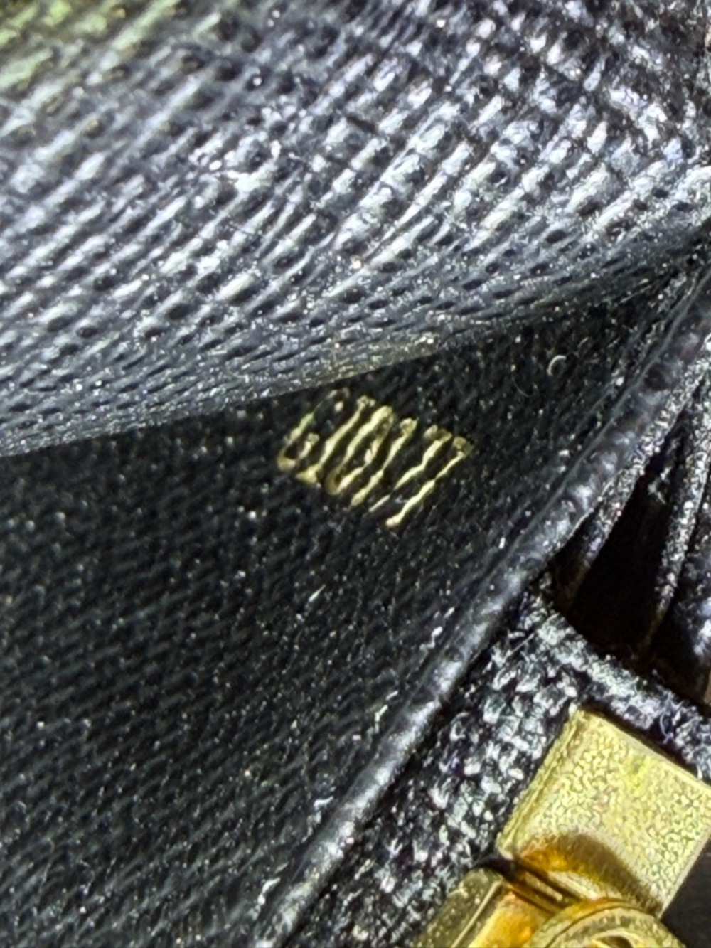 Louis Vuitton
2017 LV Monogram Kimono Wallet - Picture 8 of 10